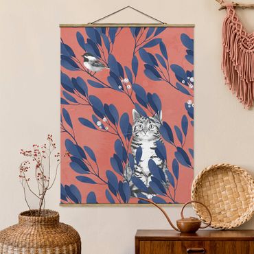 Plakat z wieszakiem - Ilustracja przedstawiająca kota i ptaka na gałęzi Niebieskoczerwony