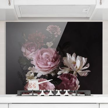 Panel szklany do kuchni - Różowe kwiaty na czarnym tle