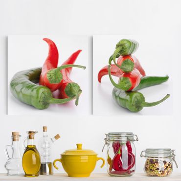 Obraz na płótnie 2-częściowy - Czerwone i zielone papryczki chilli