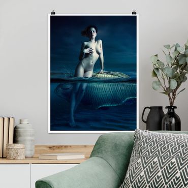 Plakat - Naga kobieta z rybą