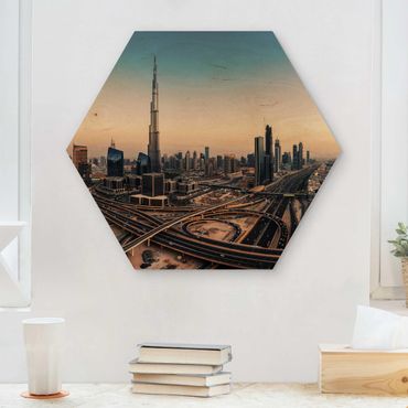 Obraz heksagonalny z drewna - Wieczorna atmosfera w Dubaju