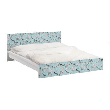 Okleina meblowa IKEA - Malm łóżko 140x200cm - Jasnoniebieski wzór kwiatowy