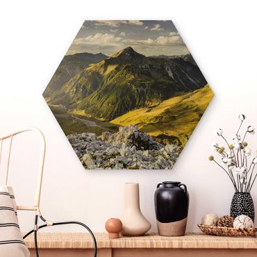 Obraz heksagonalny z drewna - Góry i dolina w Alpach Lechtalskich w Tyrolu