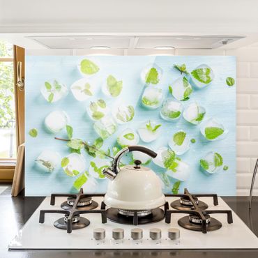 Panel szklany do kuchni - Kostki lodu z listkami mięty