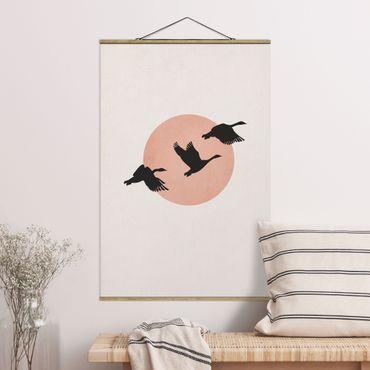 Plakat z wieszakiem - Ptaki na tle różowego słońca III