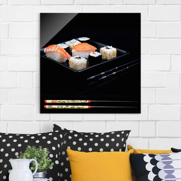 Obraz na szkle - Talerz do sushi z pałeczkami Czarny