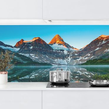 Panel ścienny do kuchni - Krajobraz górski nad jeziorem Magog w Kanadzie