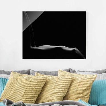 Obraz na szkle - Naga kobieta w ciemności