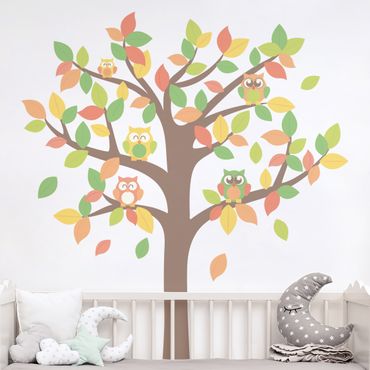 Naklejka na ścianę - Jesienna sowa na drzewie