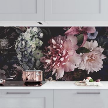 Panel ścienny do kuchni - Kwiaty z mgłą na czarnym tle