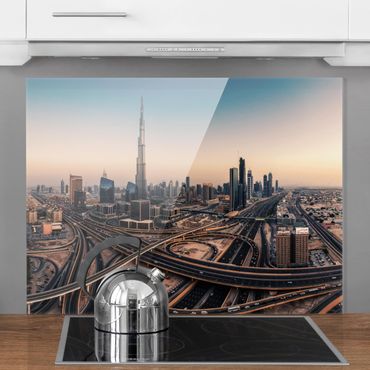 Panel szklany do kuchni - Wieczorna atmosfera w Dubaju