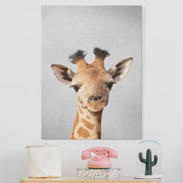 Obraz na płótnie - Baby Giraffe Gandalf - Format pionowy 3:4