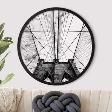 Okrągły obraz w ramie - Brooklyn Bridge In Perspective