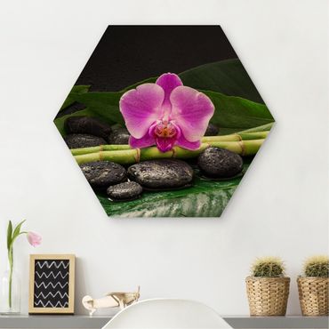 Obraz heksagonalny z drewna - Zielony bambus z kwiatem orchidei