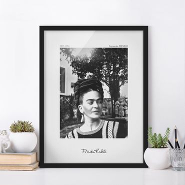 Obraz w ramie - Frida Kahlo Photograph Portrait In The Garden