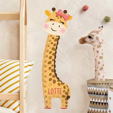 Miarka wzrostu dla dzieci tatuaż ścienny - Giraffe girl with custom name
