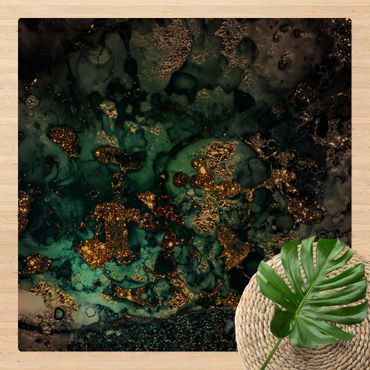 Mata korkowa - Wyspy Morza Złotego Streszczenie