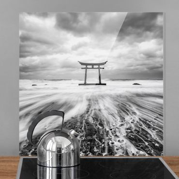 Panel szklany do kuchni - Japońskie torii w morzu