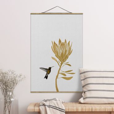 Plakat z wieszakiem - Koliber i tropikalny złoty kwiat