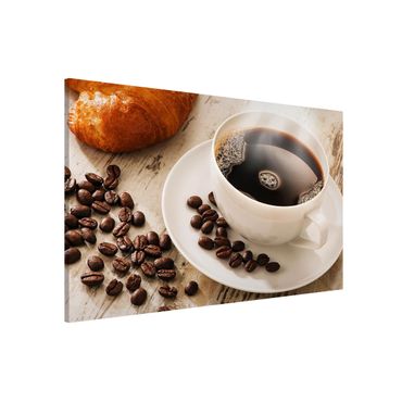 Tablica magnetyczna - Parująca filiżanka do kawy z ziarnami kawy