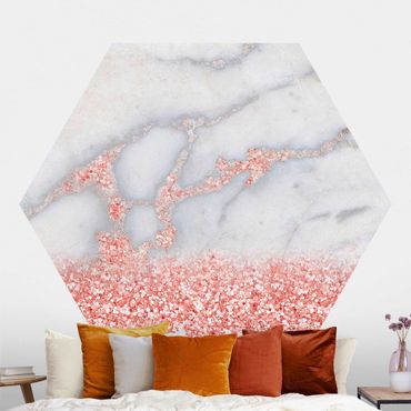 Sześciokątna tapeta samoprzylepna - Mamor look z różowym konfetti