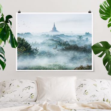 Plakat - Poranna mgła nad dżunglą Bagan