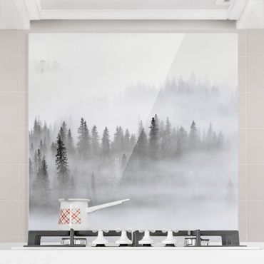 Panel szklany do kuchni - Mgła w Puszczy Jodłowej Czarno-biała