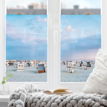 Folia okienna - Leżaki na plaży nad Morzem Północnym
