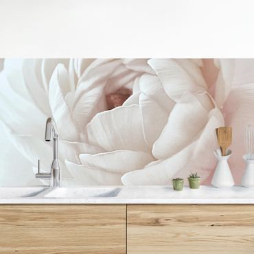 Panel ścienny do kuchni - Biały kwiat w morzu kwiatów