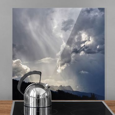 Panel szklany do kuchni - Dzikie chmury