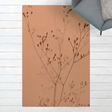 Mata korkowa - Czułe pąki na gałązce dzikiego kwiatu