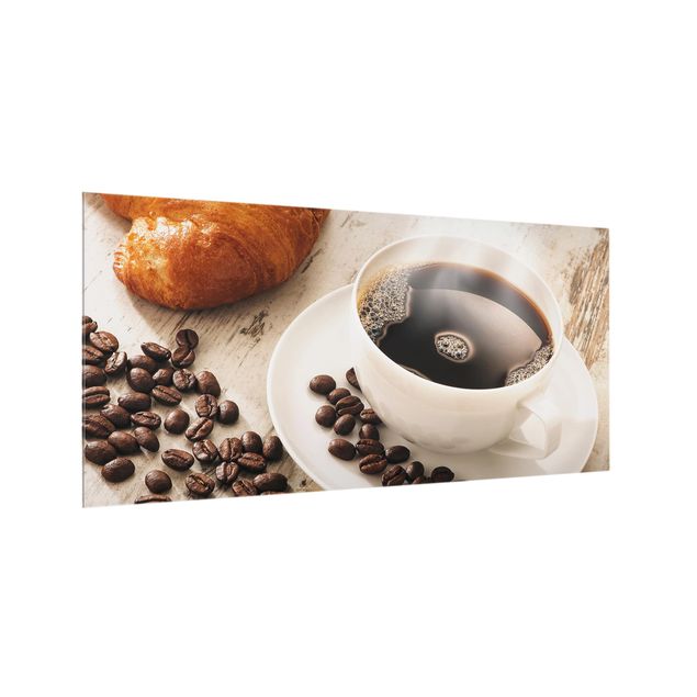 Panel szklany do kuchni - Parująca filiżanka do kawy z ziarnami kawy