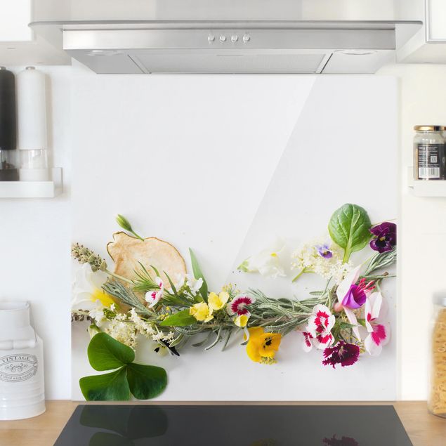 Dekoracja do kuchni Świeże zioła z jadalnymi kwiatami