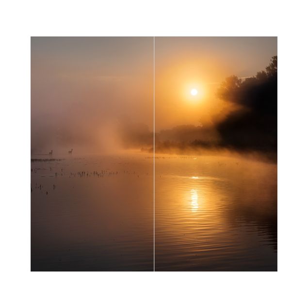Tylna ścianka prysznicowa - Sunrise Over A Lake With Deer In Fog