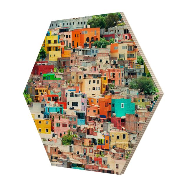 Obraz heksagonalny z drewna - Kolorowy dom z przodu Guanajuato