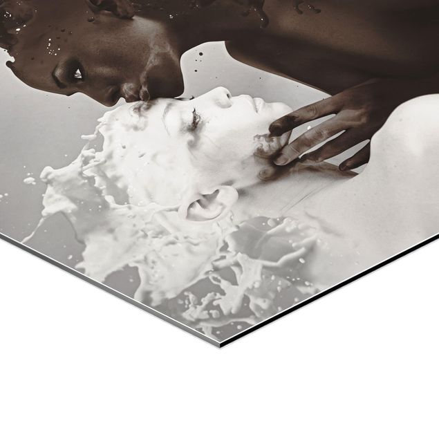 Obraz heksagonalny z Alu-Dibond - Pocałunek z mlekiem i kawą