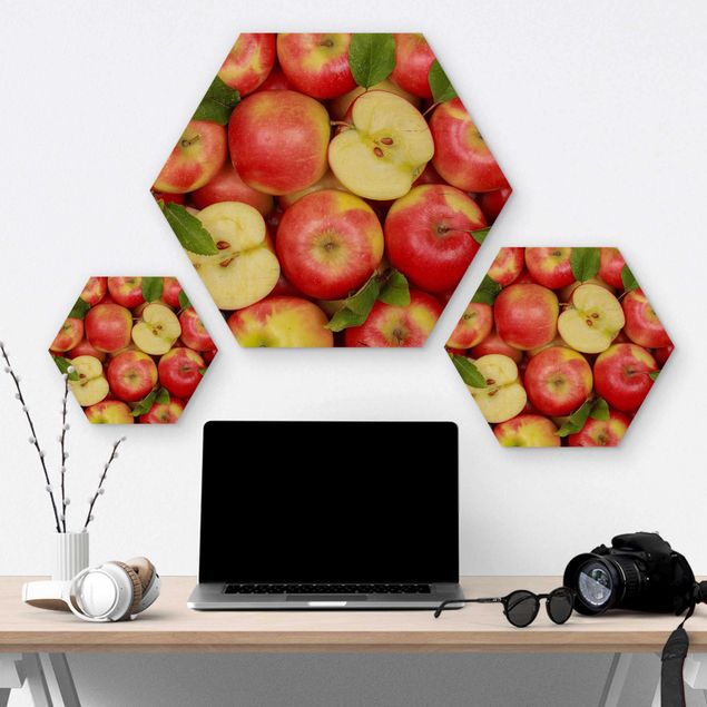 Obraz heksagonalny z drewna - soczyste jabłka