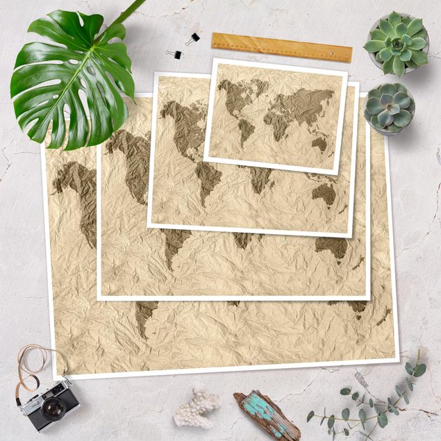 Plakat - Papierowa mapa świata beżowo-brązowa