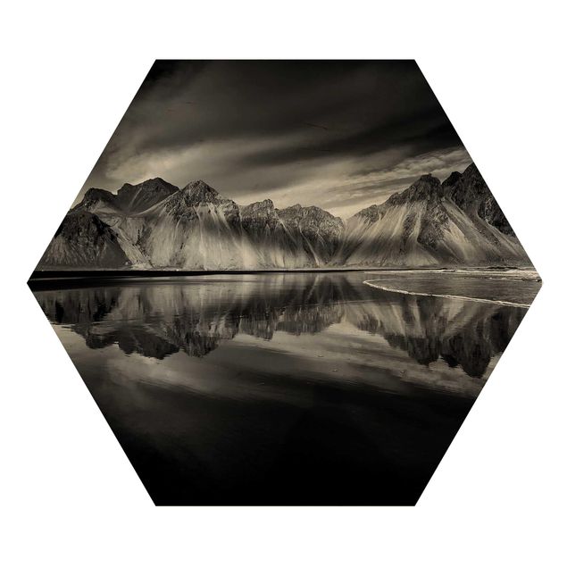 Obraz heksagonalny z drewna - Vesturhorn na Islandii