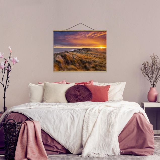 Nowoczesne obrazy do salonu Wschód słońca na plaży na Sylcie