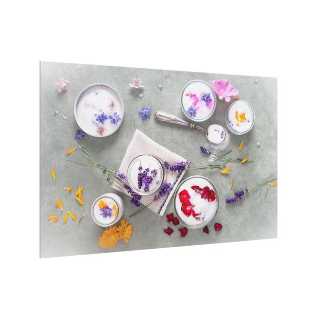 Panel szklany do kuchni - Kwiaty jadalne z cukrem lawendowym