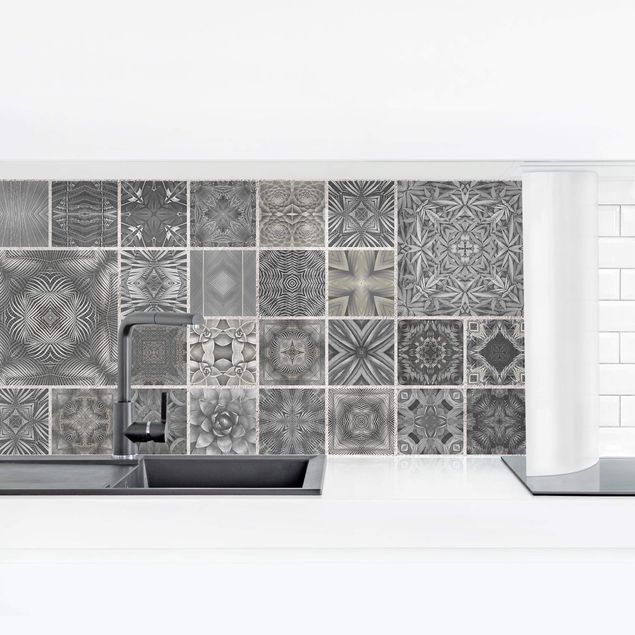 Panel ścienny do kuchni - Szare kafelki dżungli z srebrnym połyskiem