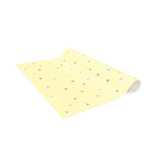 dywan chodnik Kolorowe, pastelowe trójkąty na żółtym tle