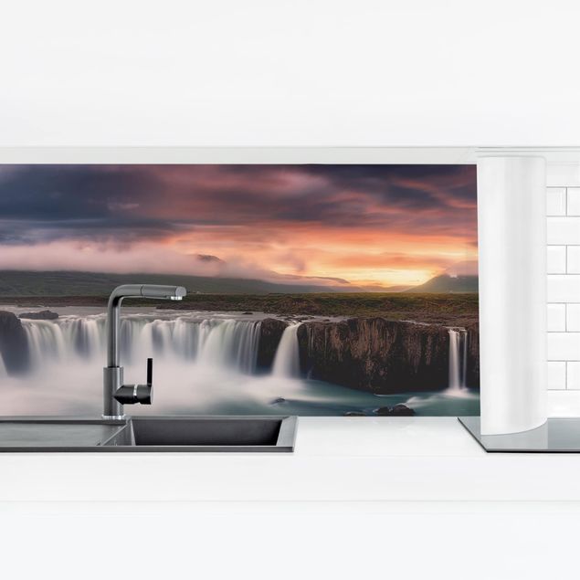 Panel ścienny do kuchni - Wodospad Goðafoss na Islandii