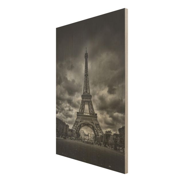 Obrazy drewniane Wieża Eiffla na tle chmur, czarno-biała