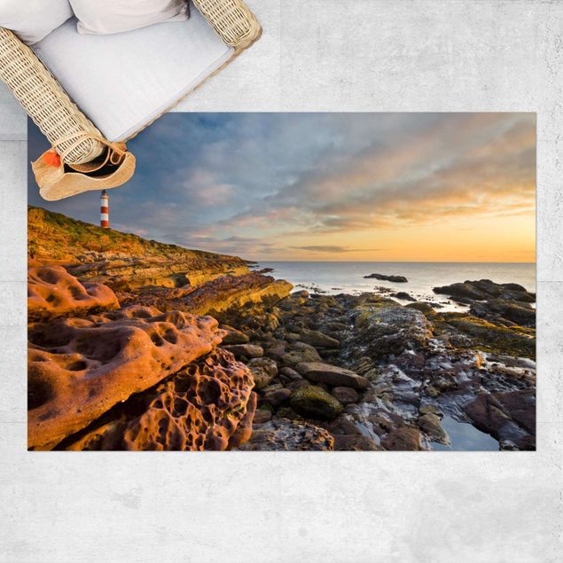 dywan zewnętrzny Tarbat Ness Morze i latarnia morska o zachodzie słońca