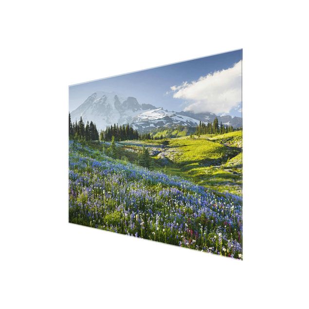 Obrazy nowoczesny Mountain Meadow With Blue Flowers in Front of Mt. Rainier
