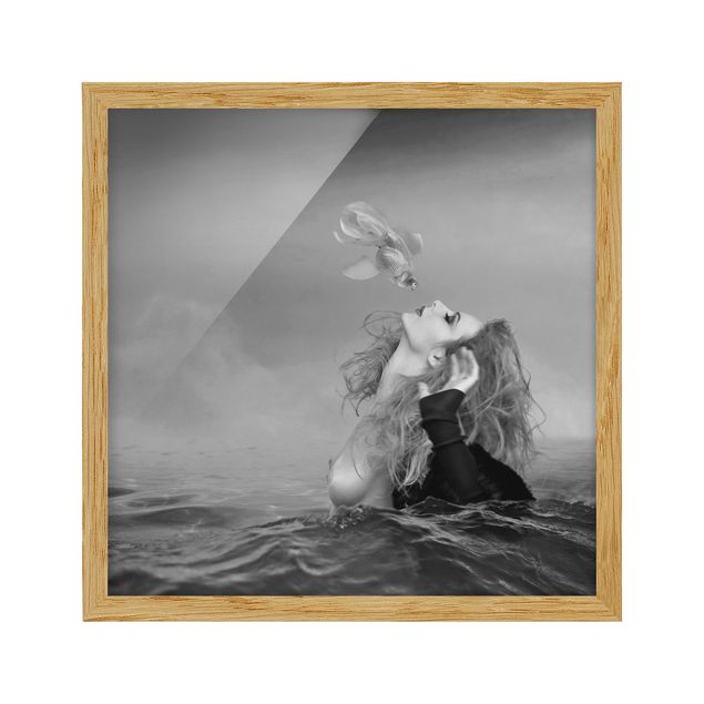 Obrazy w ramie do łazienki Pocałunek złotej rybki II