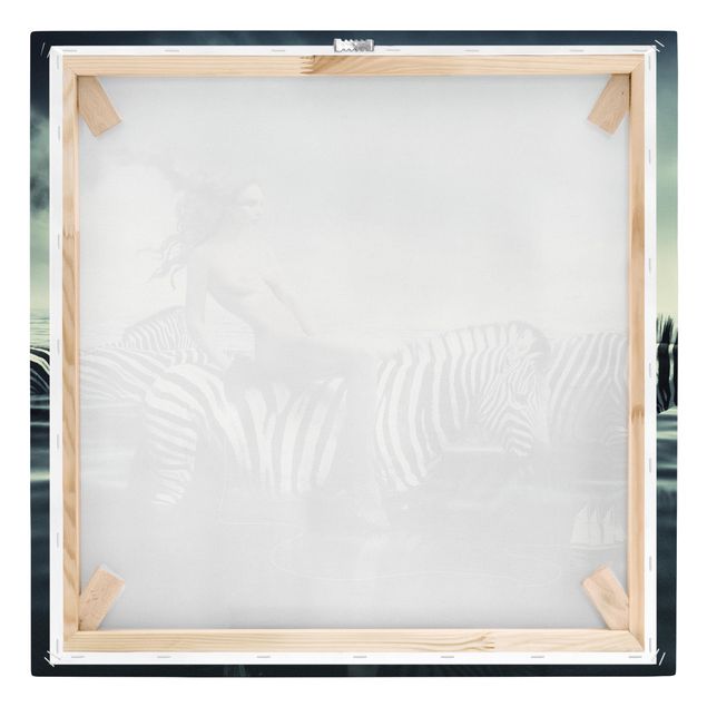 Obrazy na płótnie zebra Kobieta naga z zebrami