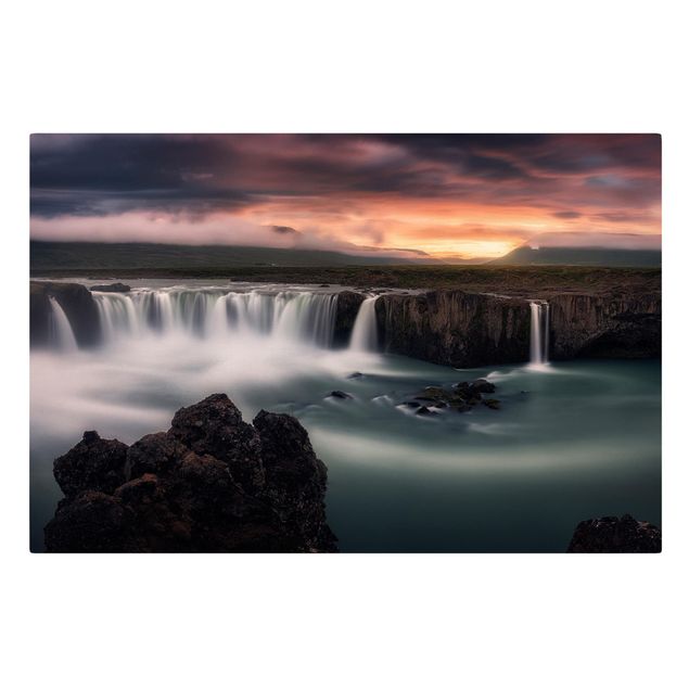 Obrazy na płótnie zachód słońca Wodospad Goðafoss na Islandii